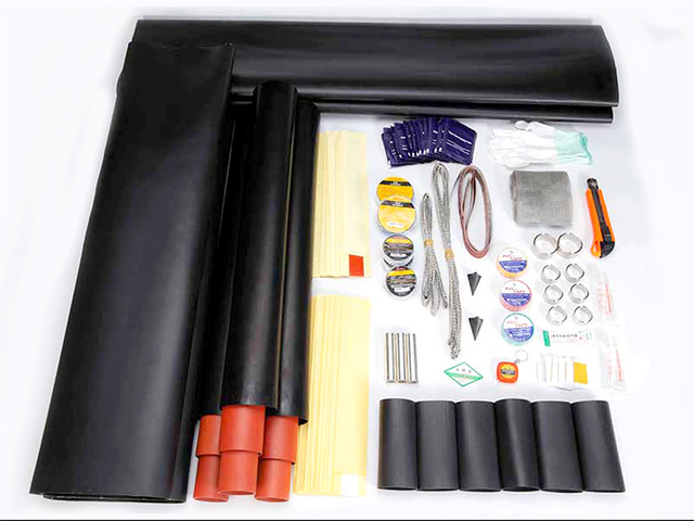 Juntas termorretr&aacute;ctiles de 24KV-3 n&uacute;cleos