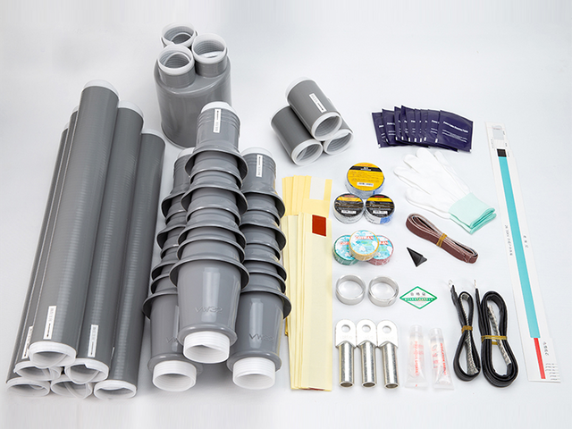 Termina&ccedil;&otilde;es retr&aacute;teis a frio externas 35KV-3core